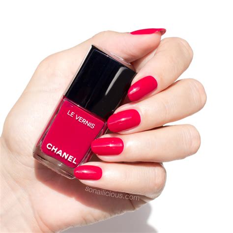 chanel le vernis review|chanel nail varnish boots.